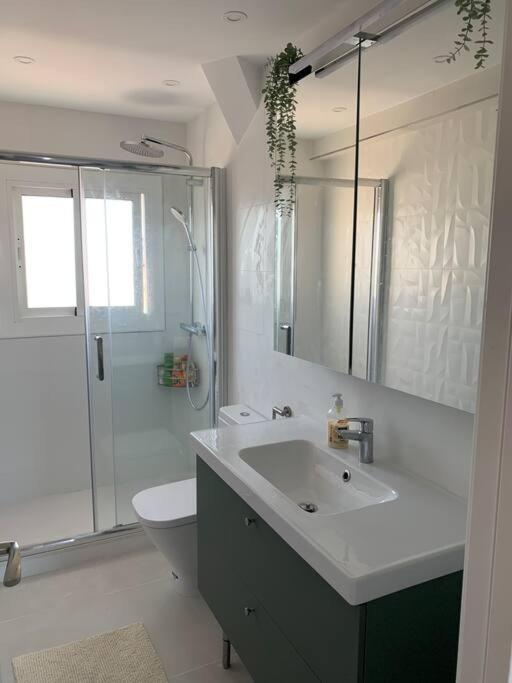 Cunit, Front Line With Sea View Apartment ภายนอก รูปภาพ
